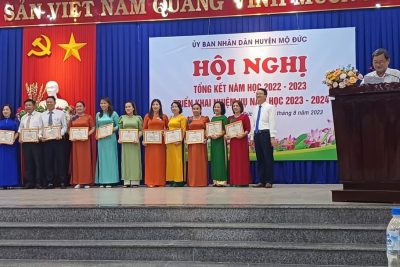 Trường mầm non Đức Hiệp được Ủy ban nhân dân tỉnh Quảng Ngãi công nhận tập thể lao động xuất sắc và Chủ tịch UBND huyện tặng giấy khen có thành tích xuất sắc trong thực hiện nhiệm vụ năm học 2022-2023